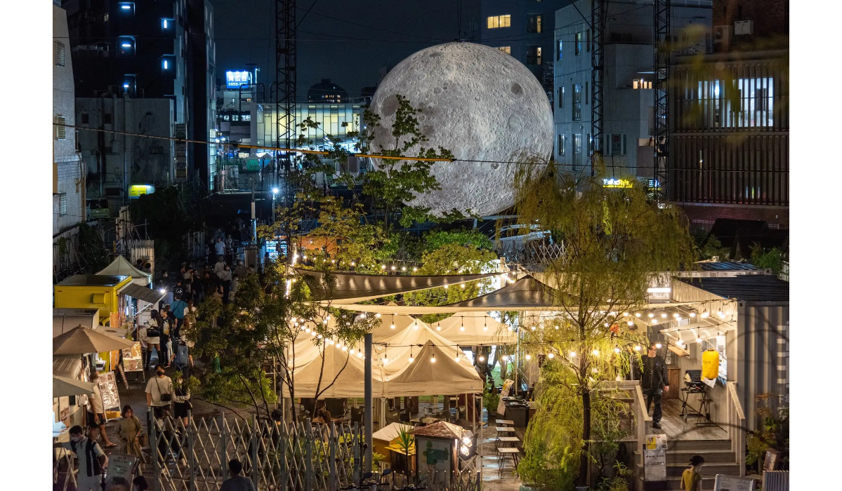 昨年の様子「Museum of the Moon」(下北線路街 空き地)